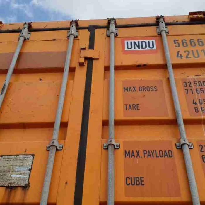 UNDU5666301_4